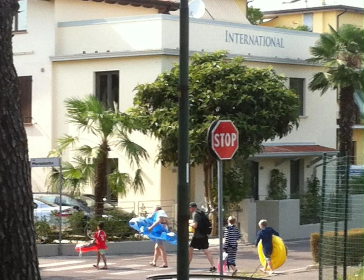 International Rooms & Apartments Sirmione Italia