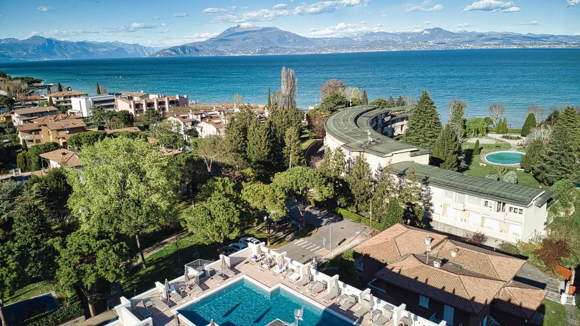 International Rooms & Apartments Sirmione