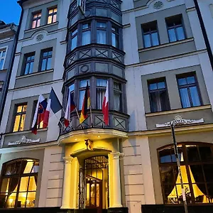 https://derby-apart-kvary.marianskelaznehotels.net
